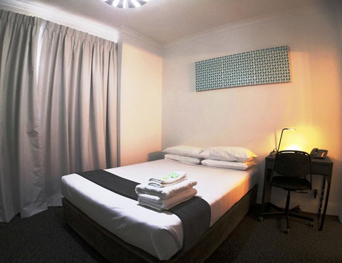 Criterion Hotel Perth - Taree Accommodation 8