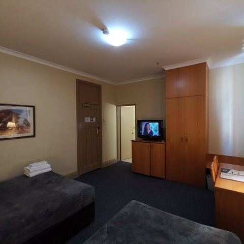 Criterion Hotel Perth - Taree Accommodation 33