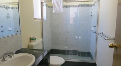 Criterion Hotel Perth - Taree Accommodation 41