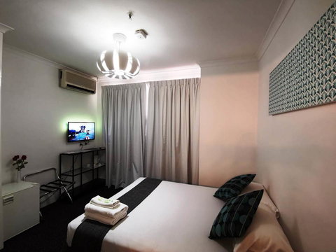 Criterion Hotel Perth - Taree Accommodation 1