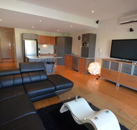 The Arcadia Apartment - Taree Accommodation