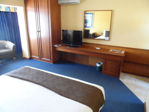 Clifton Motel & Grittleton Lodge - Taree Accommodation 22