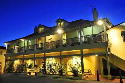Clifton Motel & Grittleton Lodge - Taree Accommodation 0