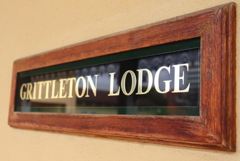 Clifton Motel & Grittleton Lodge - Taree Accommodation 3