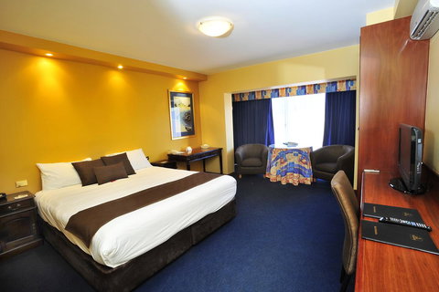 Clifton Motel & Grittleton Lodge - Taree Accommodation 11