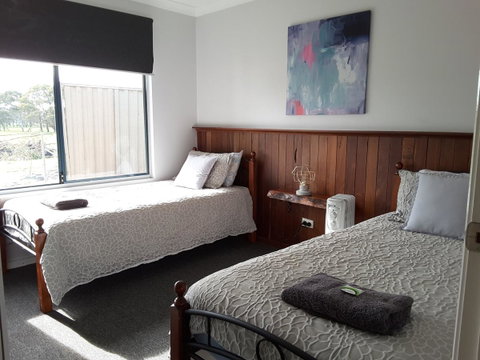 Cosy Corner Chalets - Taree Accommodation 6