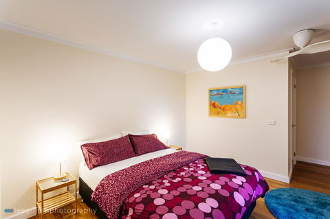 Stablebase - Taree Accommodation 11