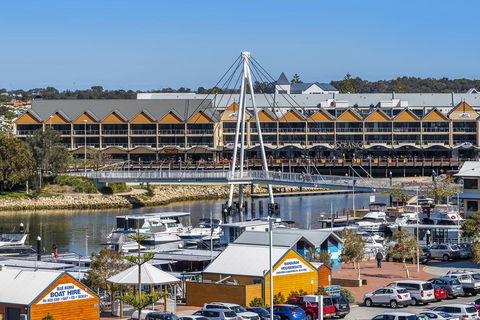 A 406 FANTASTIC OCEAN BEACH And MARINA VIEW APT - MANDURAH - Taree Accommodation 23