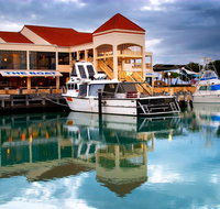 The Marina Hotel - Mindarie - Taree Accommodation