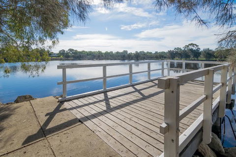 Ascot On Swan Bed & Breakfast - Taree Accommodation 1