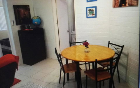 Perth City Retreat - Taree Accommodation 7