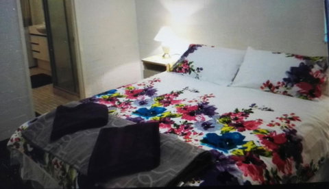 Perth City Retreat - Taree Accommodation 5