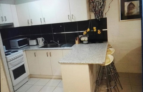 Perth City Retreat - Taree Accommodation 6