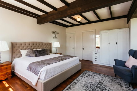 Elliot House - Taree Accommodation 12