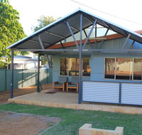 Kestrel Chalets - Taree Accommodation
