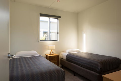 Swansea Beach Chalets - Taree Accommodation 3
