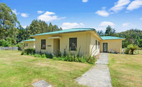 Giants Table And Cottages - Taree Accommodation 13