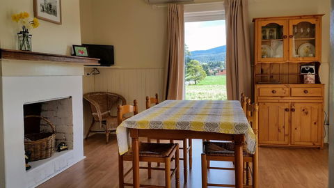 The Manager\'s Cottage - Taree Accommodation 8