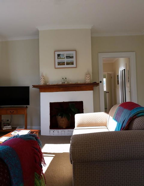 The Manager\'s Cottage - Taree Accommodation 16