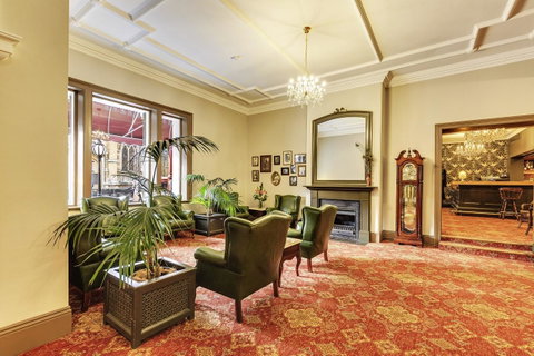Hadley\'s Orient Hotel - Taree Accommodation 12