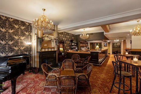 Hadley\'s Orient Hotel - Taree Accommodation 14