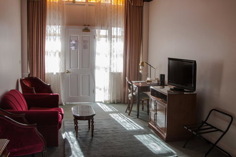 The Macquarie Hobart - Taree Accommodation 11