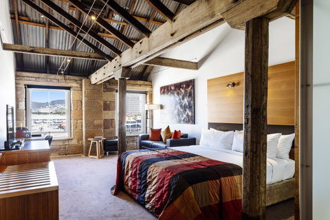 The Henry Jones Art Hotel - Taree Accommodation 3