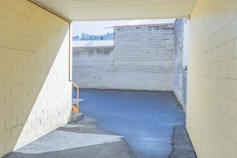 4 Bedroom House - Hobart CBD - Free Parking - Free WIFI - Taree Accommodation 26