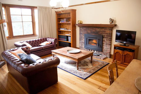 The Pear Cottage - Taree Accommodation 2