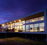 Sunset Bay Escape - Taree Accommodation