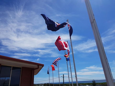 Blue Seas Holiday Villas - Taree Accommodation 8