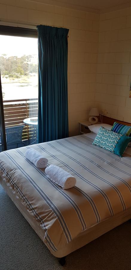 Blue Seas Holiday Villas - Taree Accommodation 27