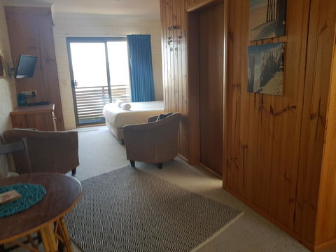 Blue Seas Holiday Villas - Taree Accommodation 25