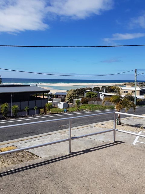 Blue Seas Holiday Villas - Taree Accommodation 33