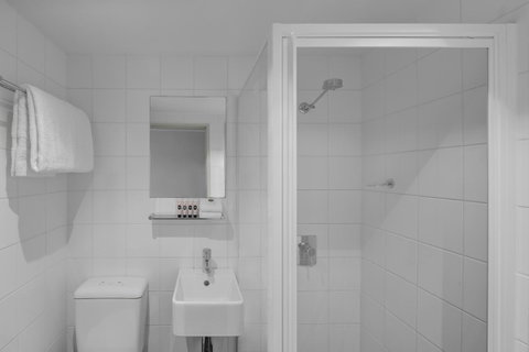 Travelodge Hotel Hobart - Taree Accommodation 8