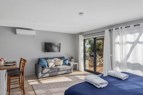 Harrison Grove - Taree Accommodation 6