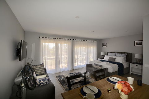 Harrison Grove - Taree Accommodation 29
