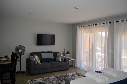 Harrison Grove - Taree Accommodation 25