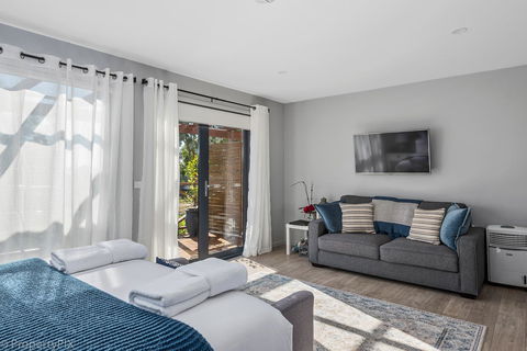 Harrison Grove - Taree Accommodation 8