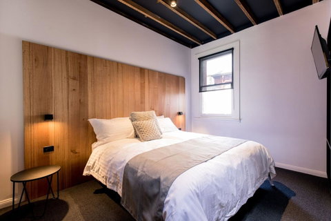 105 Mac Unique Apartments - Taree Accommodation 6