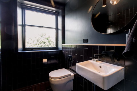 105 Mac Unique Apartments - Taree Accommodation 19