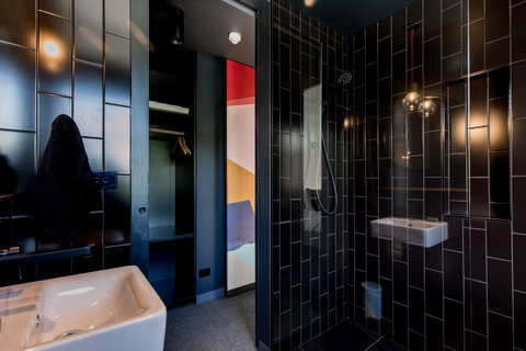 105 Mac Unique Apartments - Taree Accommodation 14