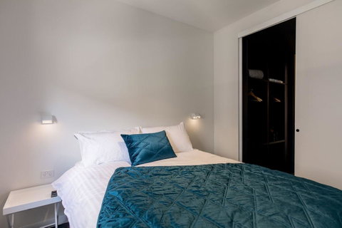 105 Mac Unique Apartments - Taree Accommodation 16