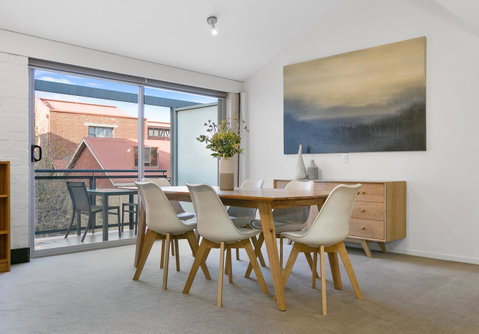 Sullivans Cove Apartments - Taree Accommodation 0