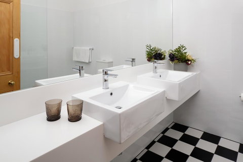 Rydges Hobart - Taree Accommodation 15