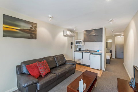 Mantra One Sandy Bay Road - Taree Accommodation 30
