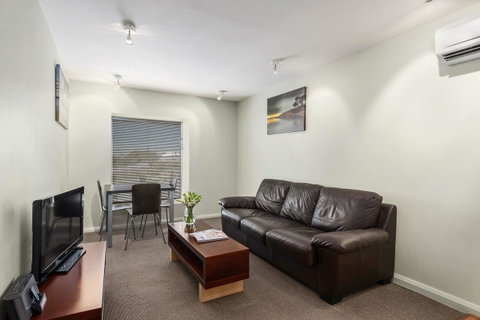 Mantra One Sandy Bay Road - Taree Accommodation 27