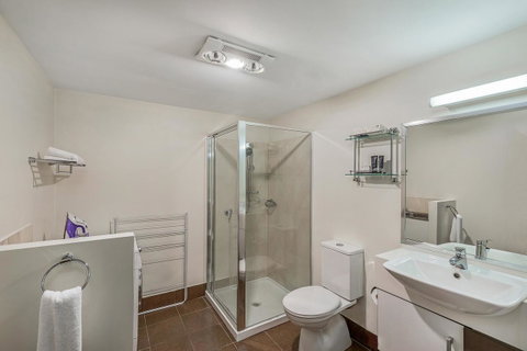 Mantra One Sandy Bay Road - Taree Accommodation 22