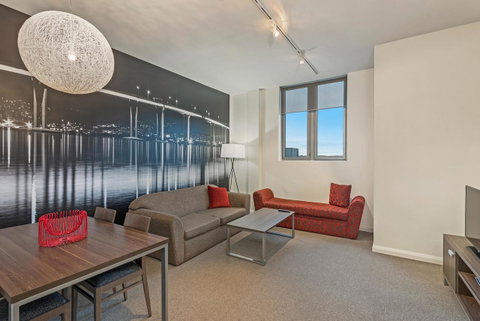 Mantra One Sandy Bay Road - Taree Accommodation 3
