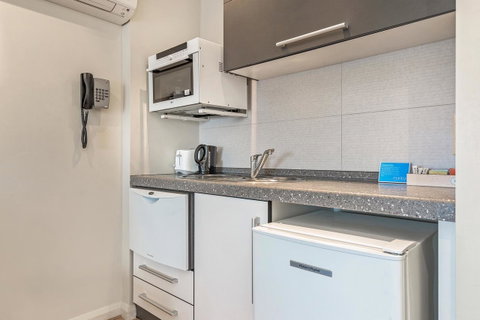 Mantra One Sandy Bay Road - Taree Accommodation 32